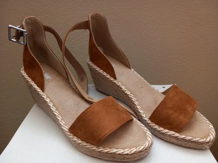 Sandále hnedé, 40