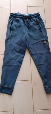 Nohavice, reserved,146