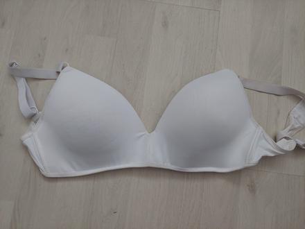 Podprsenka 100 d, 100d