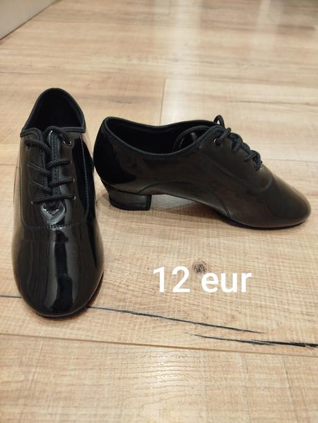 Tanečné topánky, 33