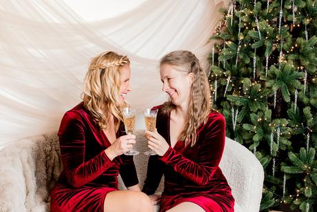 Vínové zamatové šaty, s