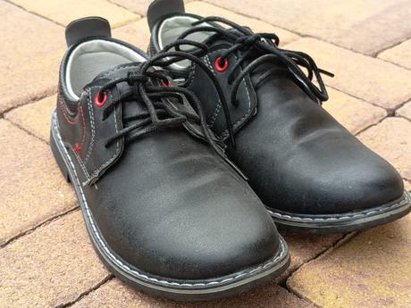 Spoločenské topánky., 34