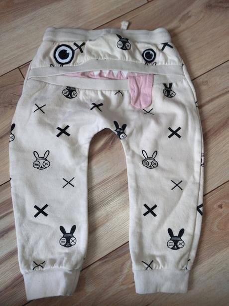 Tepláky zombie dash, 98