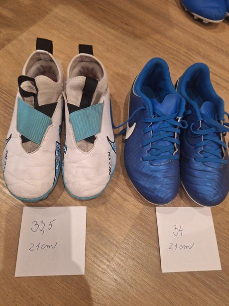 Kopačky a halovky, nike,33