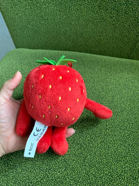 Plyšák jahôdka,