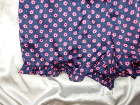 Forever 21 saténový overal, 42