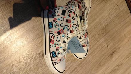 Tenisky, 35