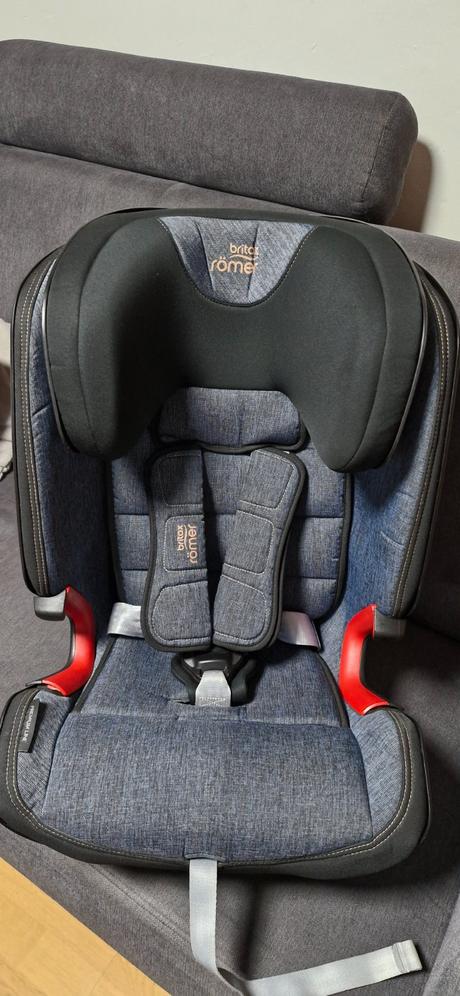 Autosedacka advansafix iv r, britax