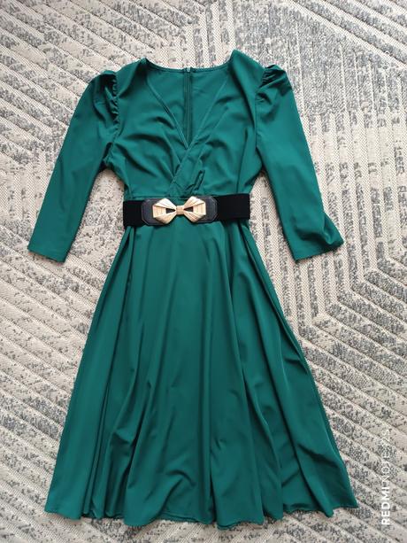 Smaragdové midi šaty, m