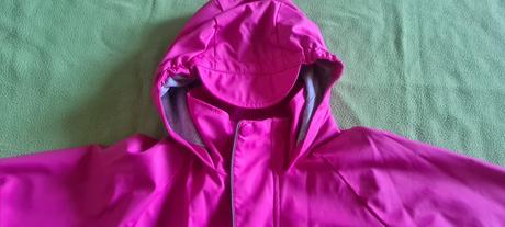 Pogumovaná bunda do dažďa, 158