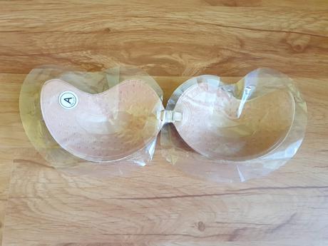 Nalepovacia podprsenka, s