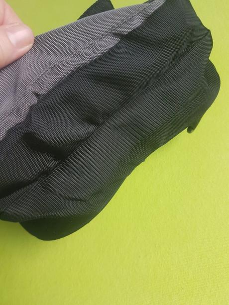 Taška/taštička/mini ruksak, 