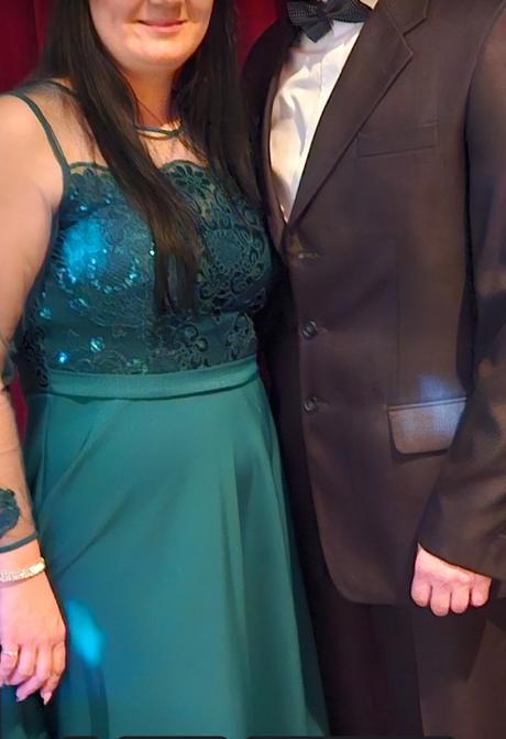 Smaragdové šaty, xl