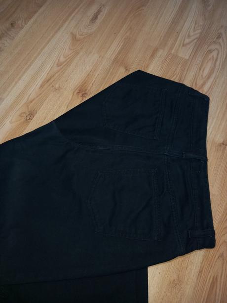 Čierne rifle s vysokým pásom m/40/l, reserved,m