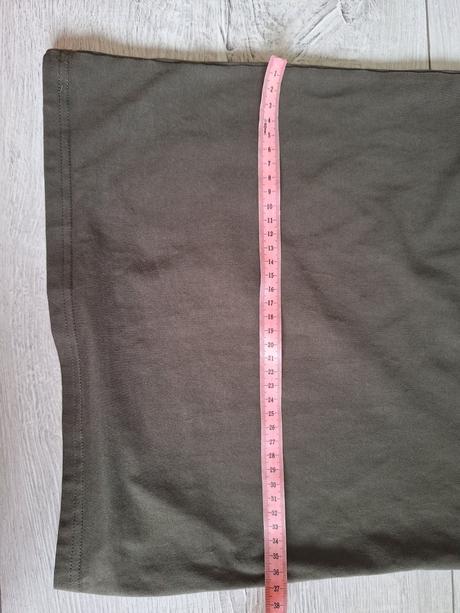 Tricko velmi prijemna bavlna top stav, 140