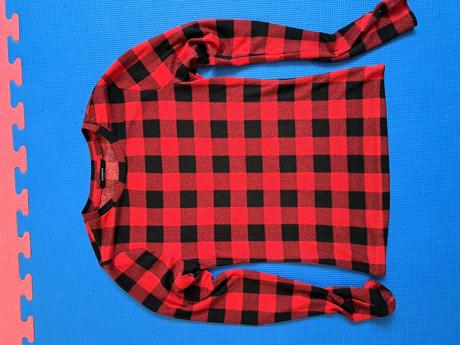 Tenký svetrik, reserved,s