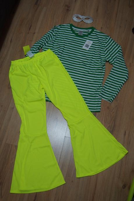 Kostým na karneval v.l,