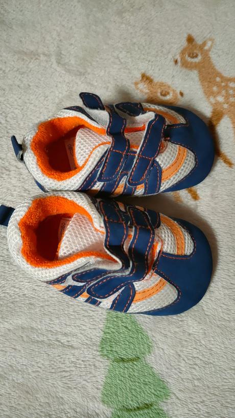 Detské capačky od 3 do 18 mesiacov, <17