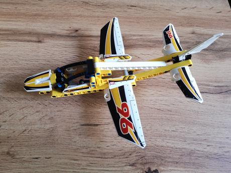 Lego technic 42117 a lego technic 42044, 