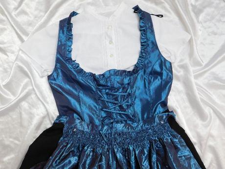Pekny kvalitny dirndl kroj, 38