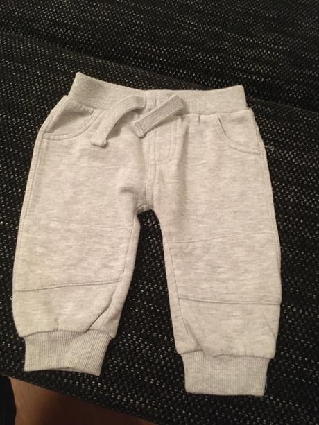 Milé tepláčiky, f&f,62