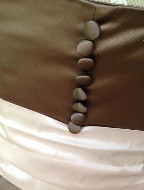 Saténové kokteilové šaty coast, 38