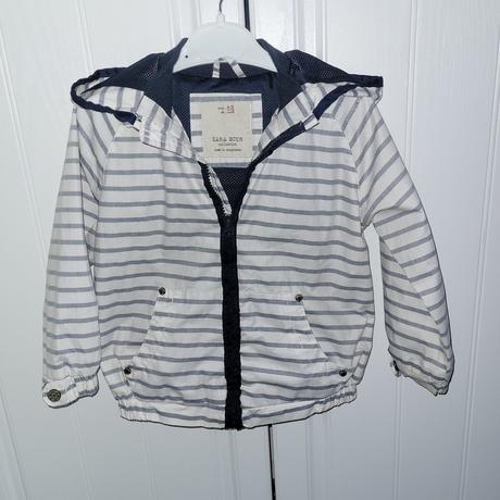Prechodná vetrovka prúžkovaná, zara,110