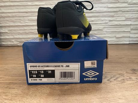 Umbro ux accuro ii league tf, 31