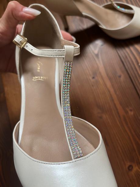 Svadobné sandálky v. 38,5, 38