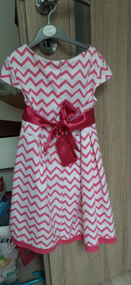 Spoločenské saty, 122