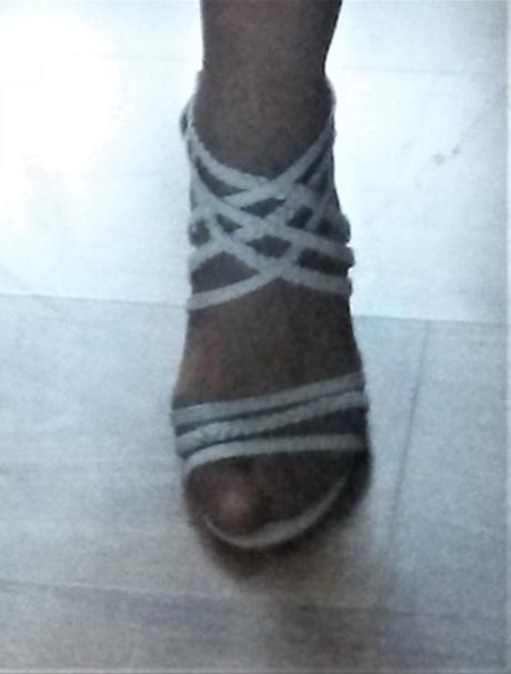 Sandale s plnym opatkom, 40