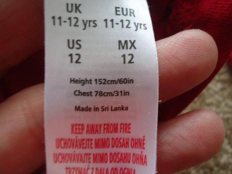 Červene tričko s trblietavým nápisom 11/12 r., f&f,152