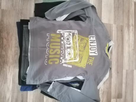 Mam na predaj trička 7 ks, 152