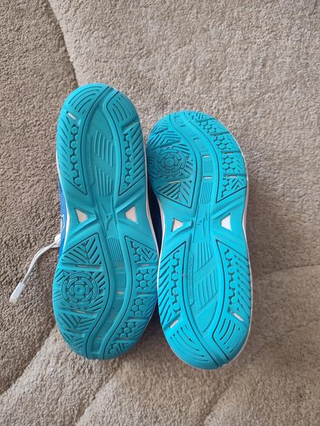 Tenisky, mizuno,42