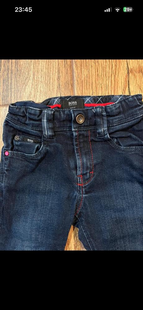 Frajerské rifle, hugo boss,80