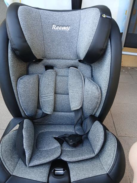 Autosedačka reemy, 