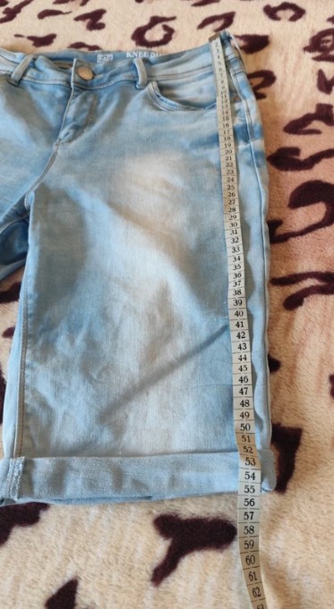 Bledomodre elasticke shortky, f&f, vel. 38, pekne, f&f,38