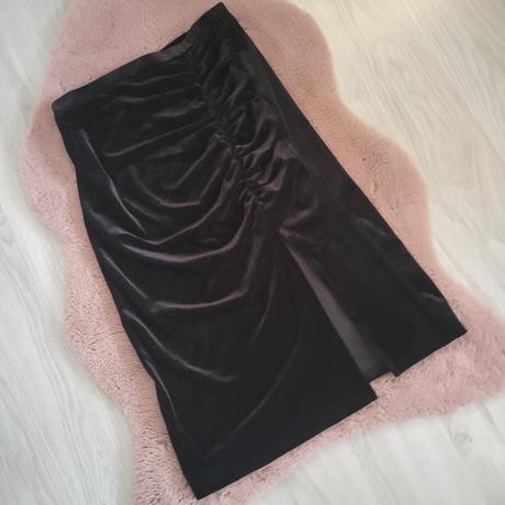 M zamatova midi sukna, m