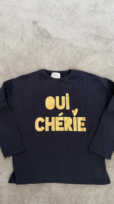 Mikina so zlatým nápisom zara, zara,140