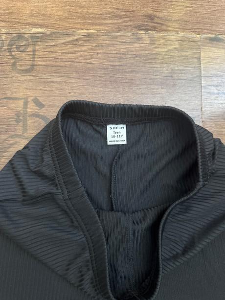 Čiernr zvonové nohavice shein 10-11r., 140
