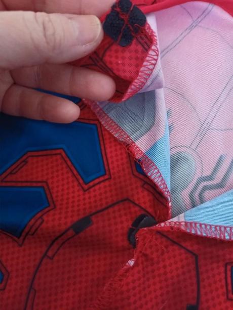 Kostým spiderman v. 146 + doplnky, 
