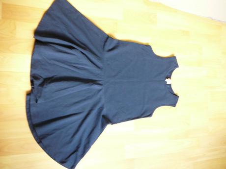 Dievcenske saty, 152