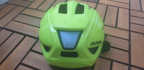 Prilba na bicykel, s