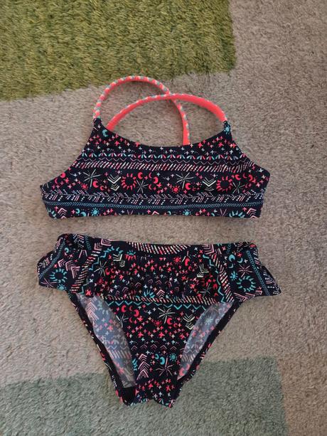 Dievcenske plavky, nabaiji,110