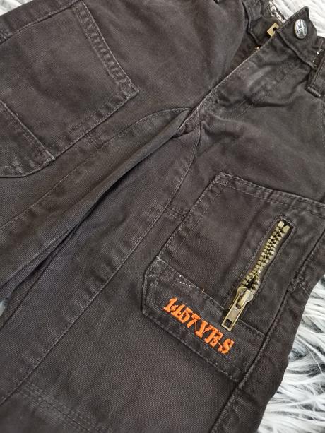 Hnedé nohavice, okay,86