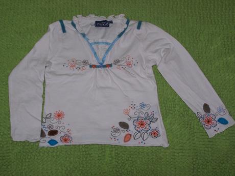 Tričkos aplikáciami a výšivkami elegantné, 116