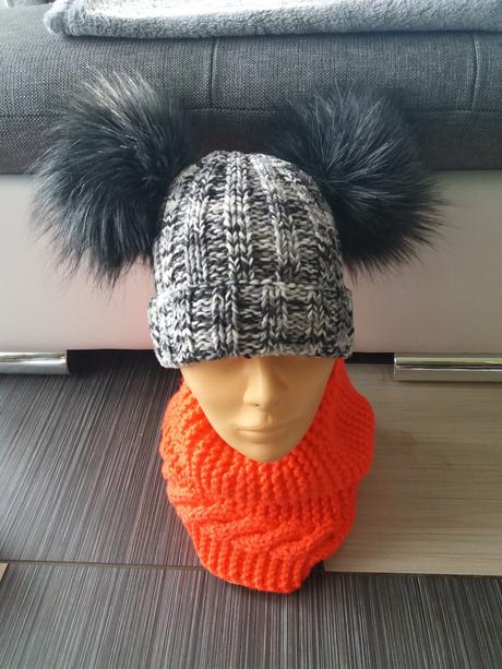 Čiapočka s 2 brmbolcami, 74 - 158