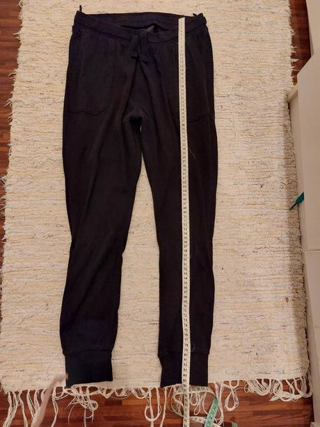 Čierne tepláky 146/152, h&m,152