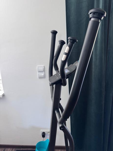 Eliptický trenažér domyos 120,
