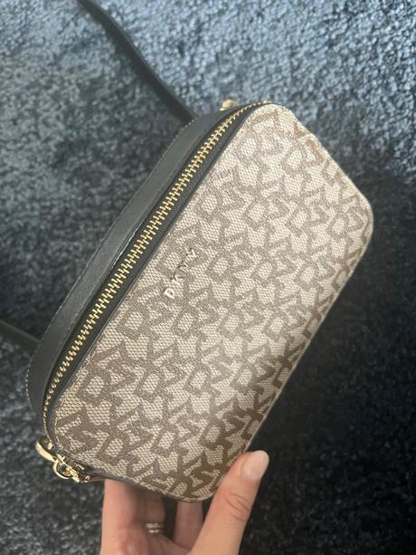 Dkny camera bag, dkny